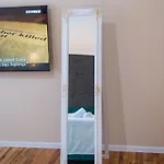 Luxury Black And Gold Apartman *