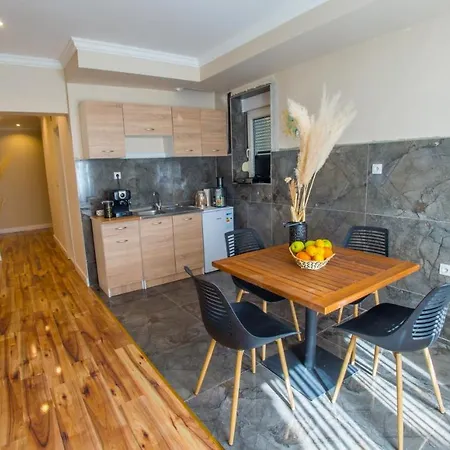 Apartment Luxury Black And Gold Mostar