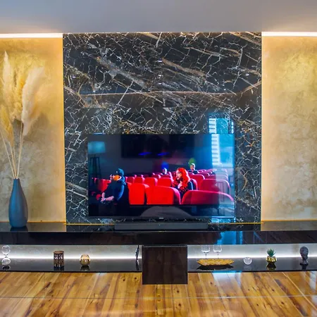 Apartment Luxury Black And Gold Mostar