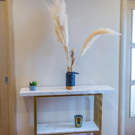 Апартаменты Luxury Black And Gold Мостар